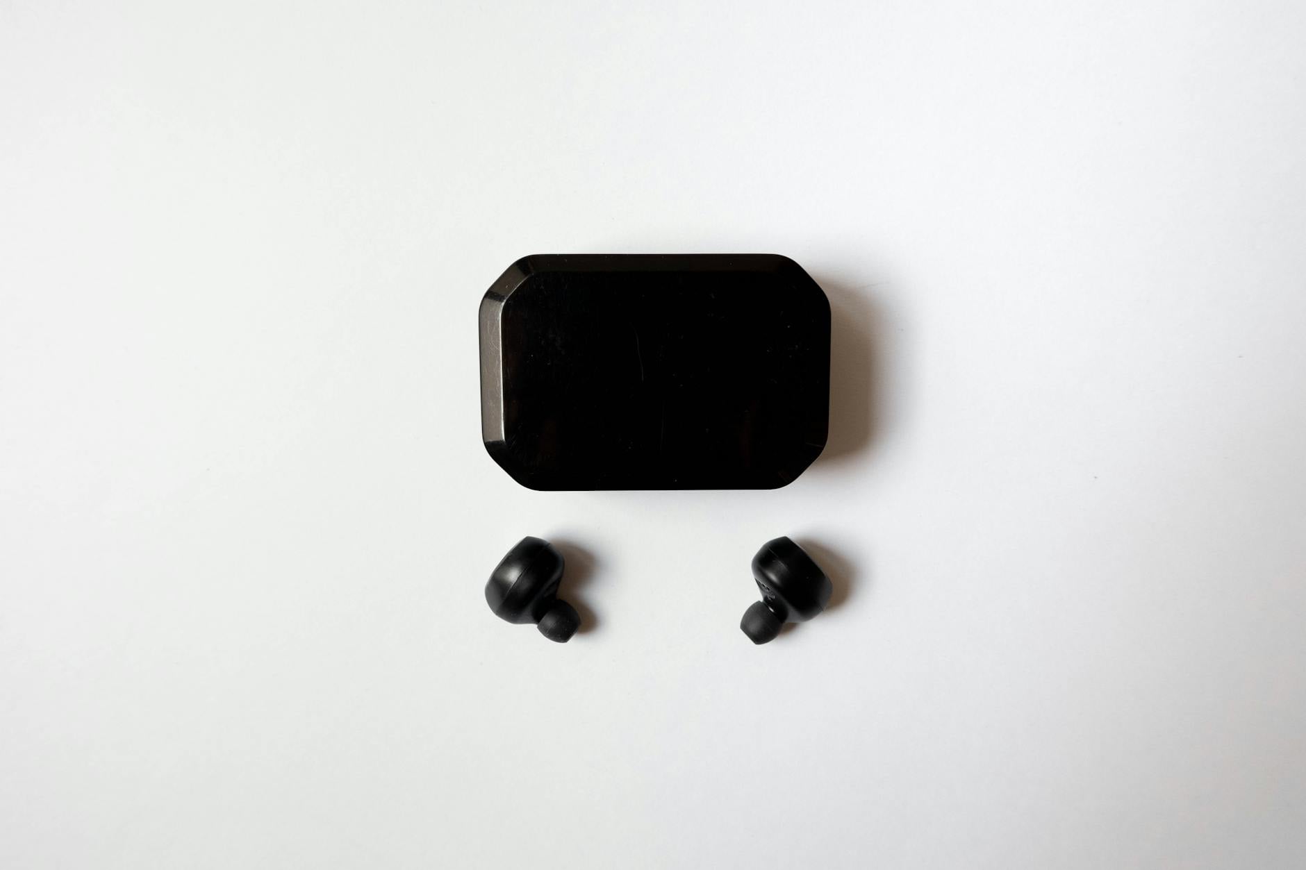 Wireless versus wired earbuds, after all these years
